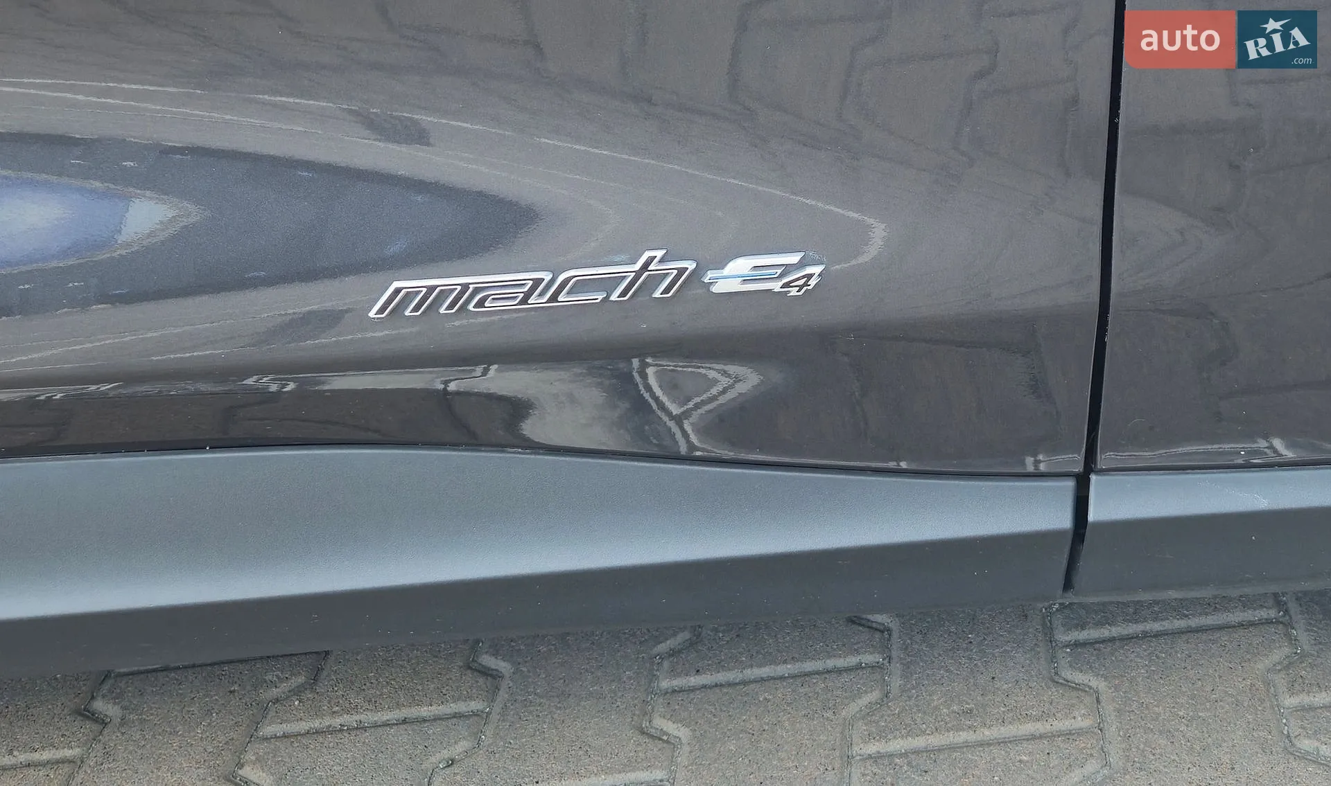 2022 Ford Mustang Mach-E - мініатюра 27