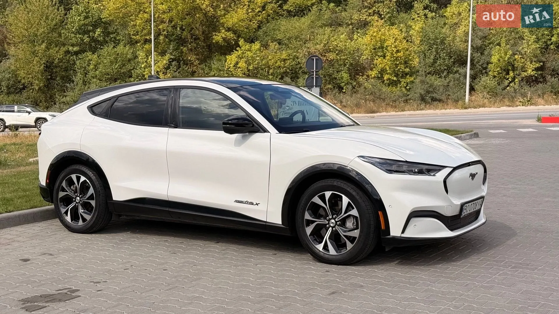 2021 Ford Mustang Mach-E - мініатюра 10
