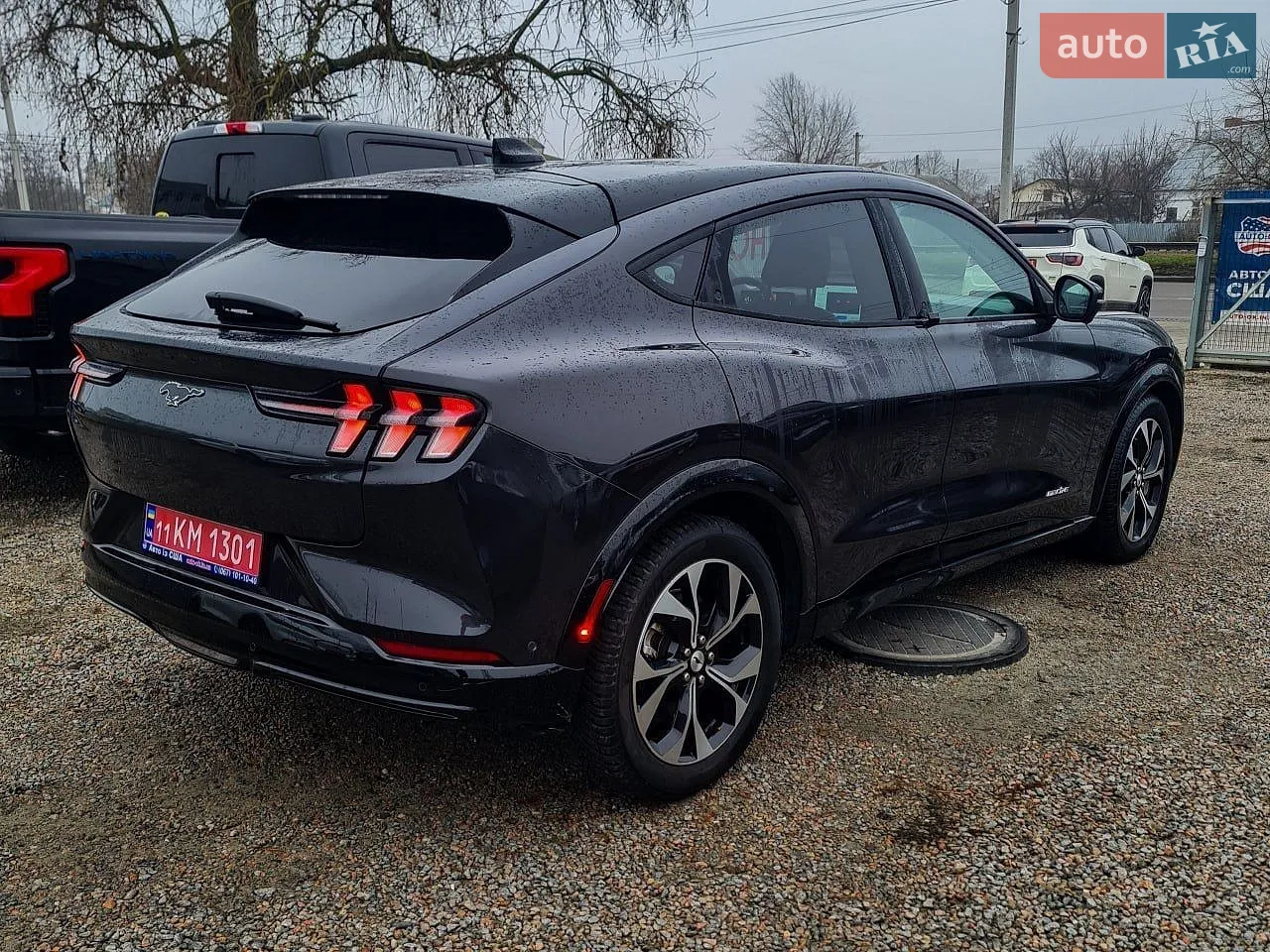 2022 Ford Mustang Mach-E - мініатюра 4