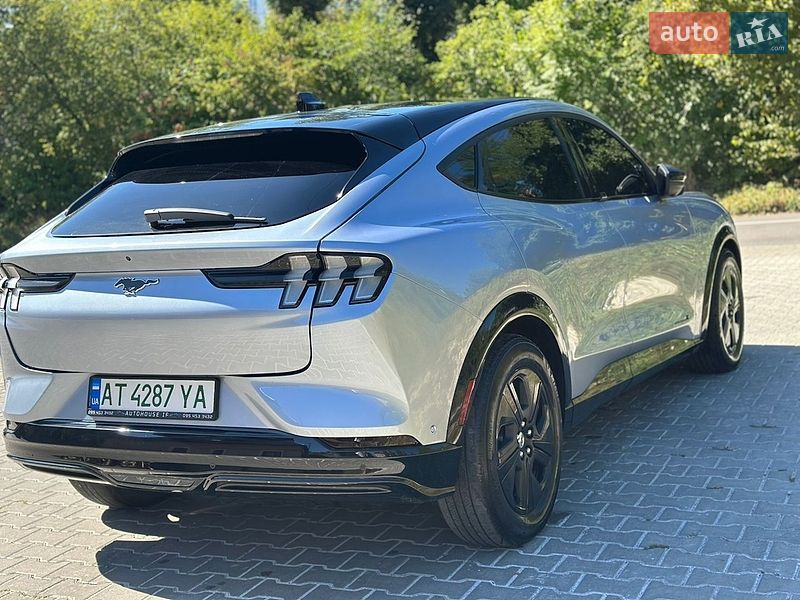 Позашляховик / Кросовер Ford Mustang Mach-E 2022 в Івано-Франківську