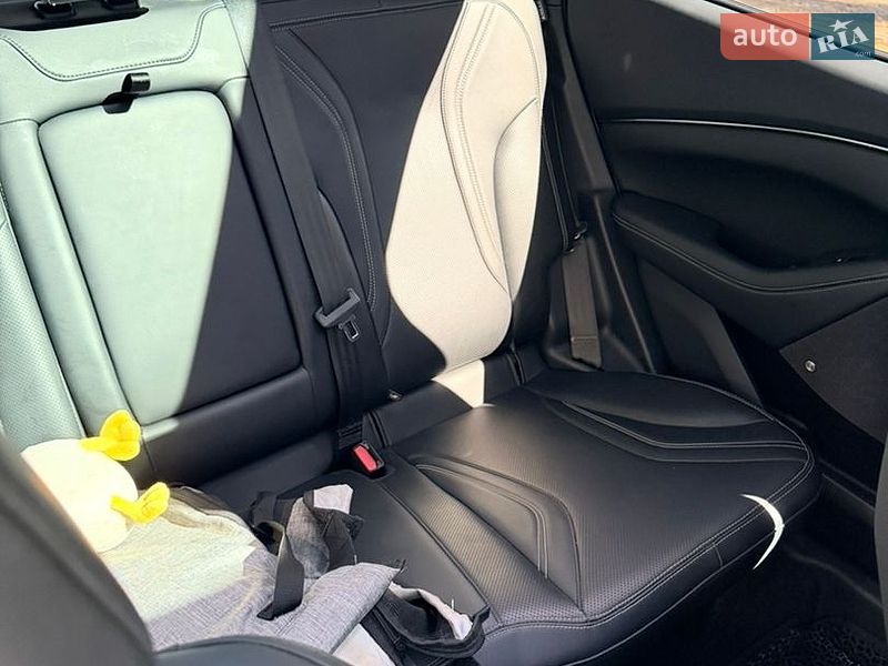 Внедорожник / Кроссовер Ford Mustang Mach-E 2022 в Киеве