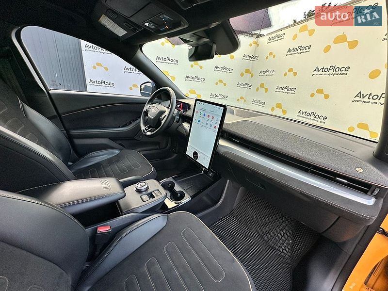 Внедорожник / Кроссовер Ford Mustang Mach-E 2022 в Луцке