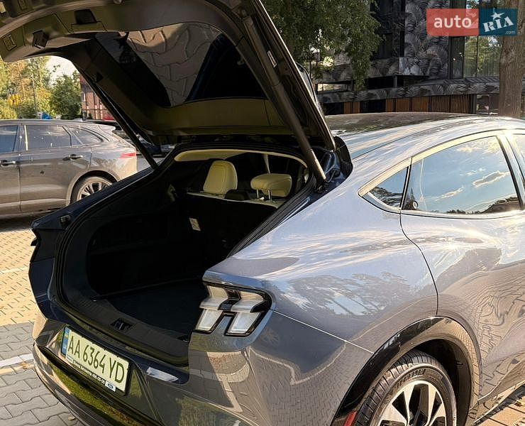 Внедорожник / Кроссовер Ford Mustang Mach-E 2020 в Киеве