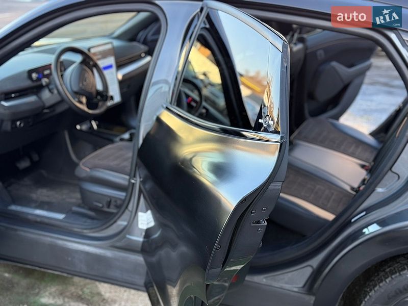 Позашляховик / Кросовер Ford Mustang Mach-E 2023 в Києві фото 11 Позашляховик / Кросовер Ford Mustang Mach-E 2023 в Києві