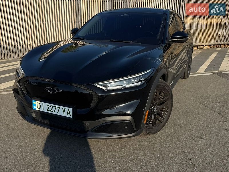 Позашляховик / Кросовер Ford Mustang Mach-E 2021 в Києві
