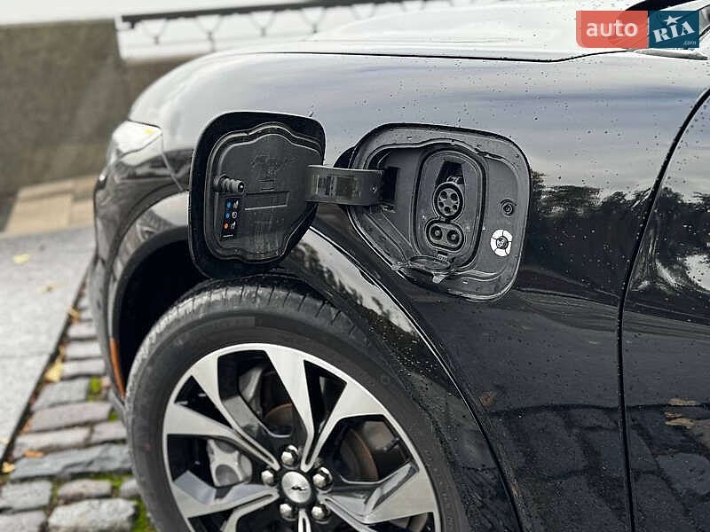 Внедорожник / Кроссовер Ford Mustang Mach-E 2023 в Львове