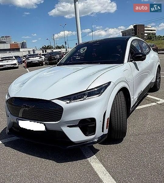 Внедорожник / Кроссовер Ford Mustang Mach-E 2021 в Киеве