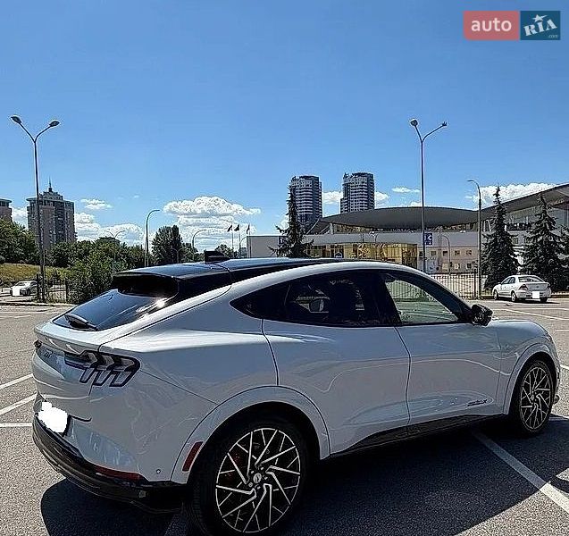 Внедорожник / Кроссовер Ford Mustang Mach-E 2021 в Киеве