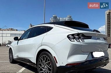 Внедорожник / Кроссовер Ford Mustang Mach-E 2021 в Киеве