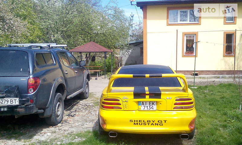 Купе Ford Mustang 1995 в Бориславі