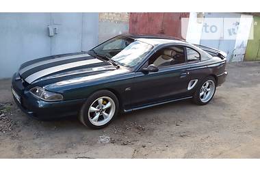 Купе Ford Mustang 1995 в Киеве