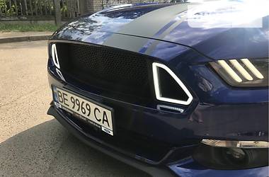 Купе Ford Mustang 2015 в Николаеве