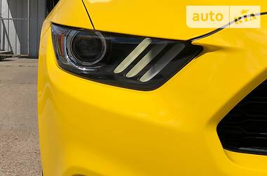 Купе Ford Mustang 2015 в Львове