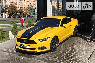 Купе Ford Mustang 2015 в Львове