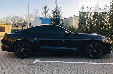 Купе Ford Mustang 2015 в Львове