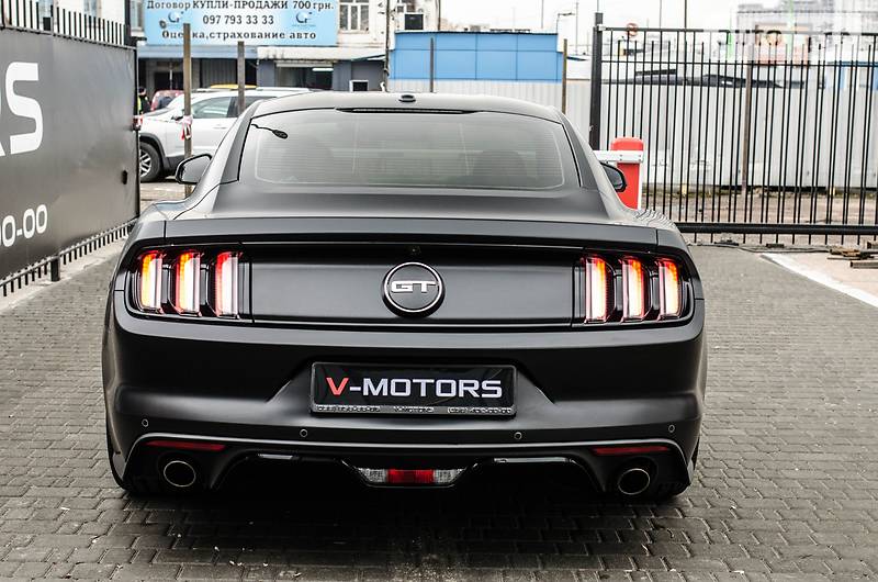 Купе Ford Mustang 2017 в Киеве