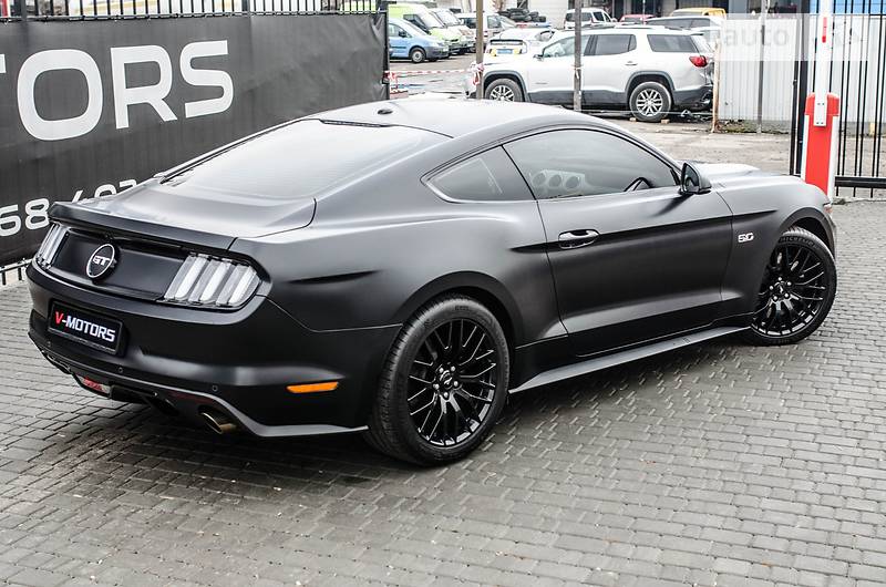 Купе Ford Mustang 2017 в Киеве