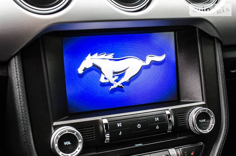 Купе Ford Mustang 2017 в Киеве