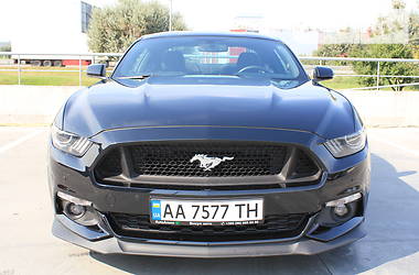 Купе Ford Mustang 2017 в Киеве