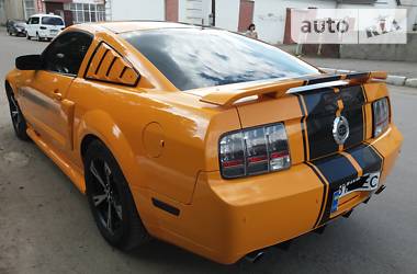 Купе Ford Mustang 2008 в Гайсине