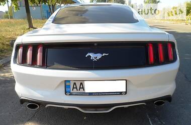 Купе Ford Mustang 2015 в Киеве