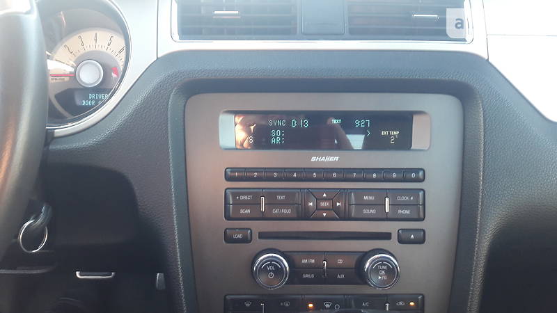 Купе Ford Mustang 2011 в Києві