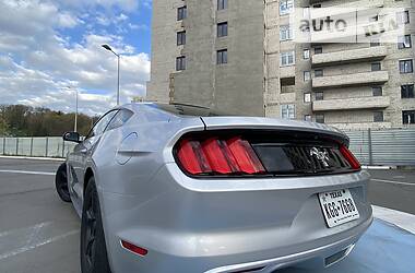 Купе Ford Mustang 2015 в Харькове