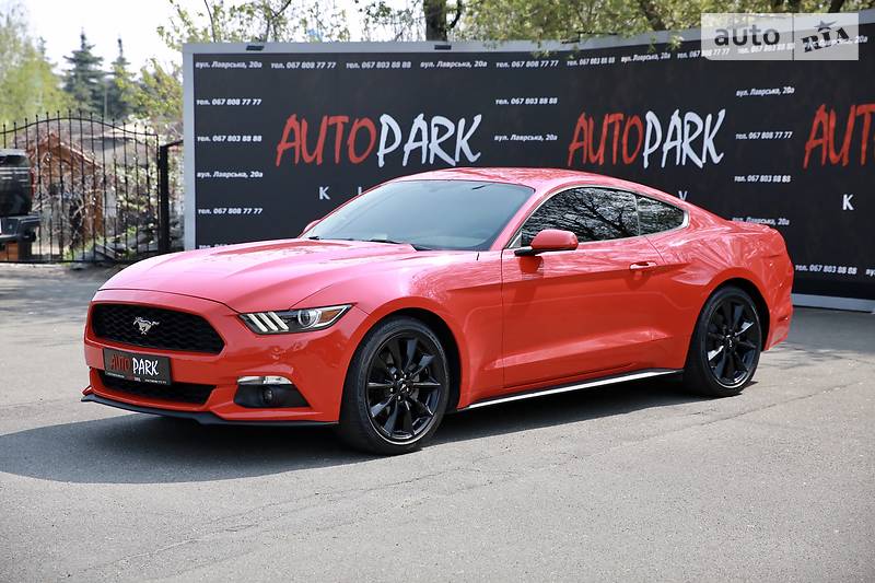 Купе Ford Mustang 2016 в Києві фото 12 Купе Ford Mustang 2016 в Києві
