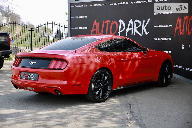 Купе Ford Mustang 2016 в Києві фото 19 Купе Ford Mustang 2016 в Києві