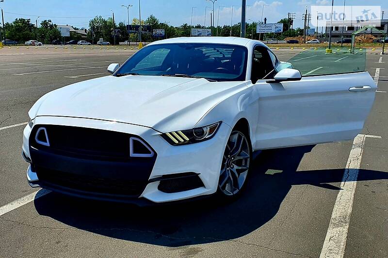 Купе Ford Mustang 2015 в Одессе