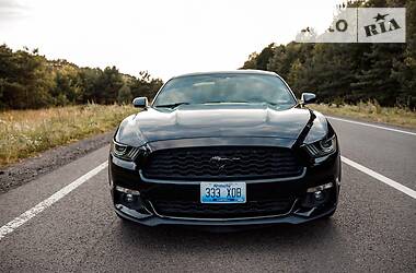 Купе Ford Mustang 2015 в Владимир-Волынском