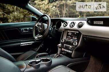 Купе Ford Mustang 2015 в Владимир-Волынском