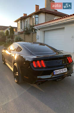 Купе Ford Mustang 2015 в Одессе