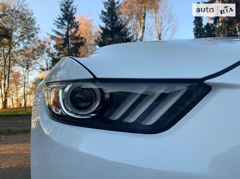 Купе Ford Mustang 2016 в Львове фото 15 Купе Ford Mustang 2016 в Львове