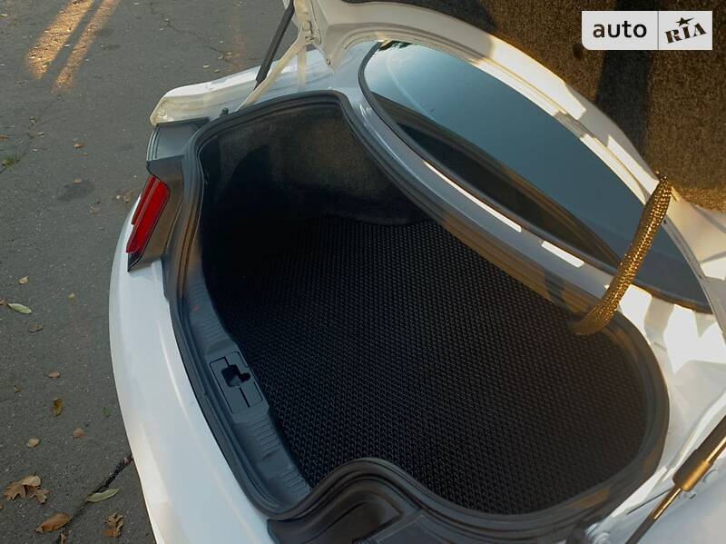 Купе Ford Mustang 2016 в Львове фото 14 Купе Ford Mustang 2016 в Львове