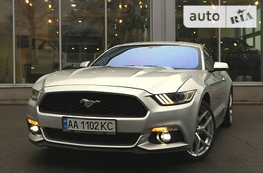 Купе Ford Mustang 2016 в Києві