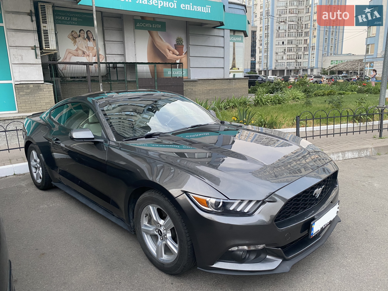 2016 Ford Mustang - мініатюра 13