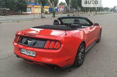 Кабриолет Ford Mustang 2016 в Славянске