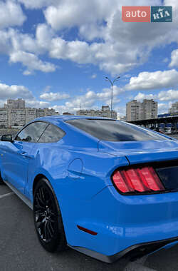 Купе Ford Mustang 2016 в Киеве