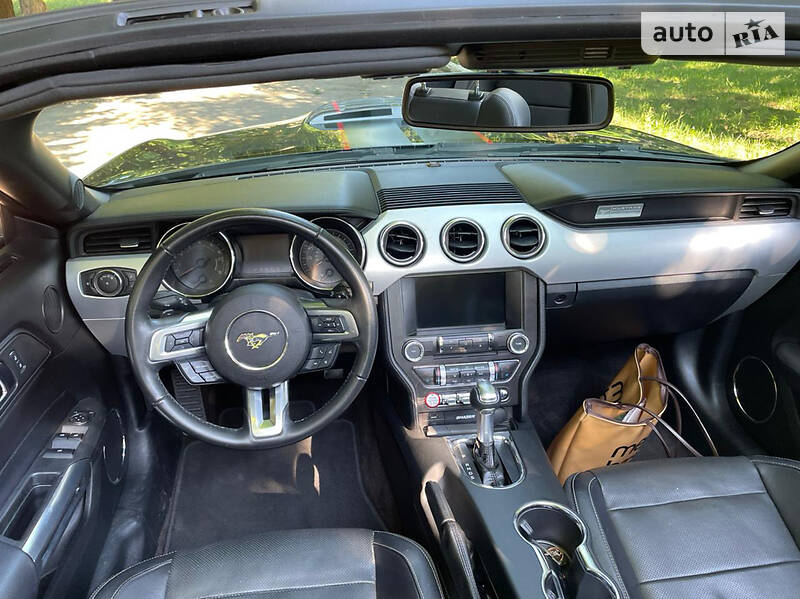Кабріолет Ford Mustang 2015 в Кропивницькому