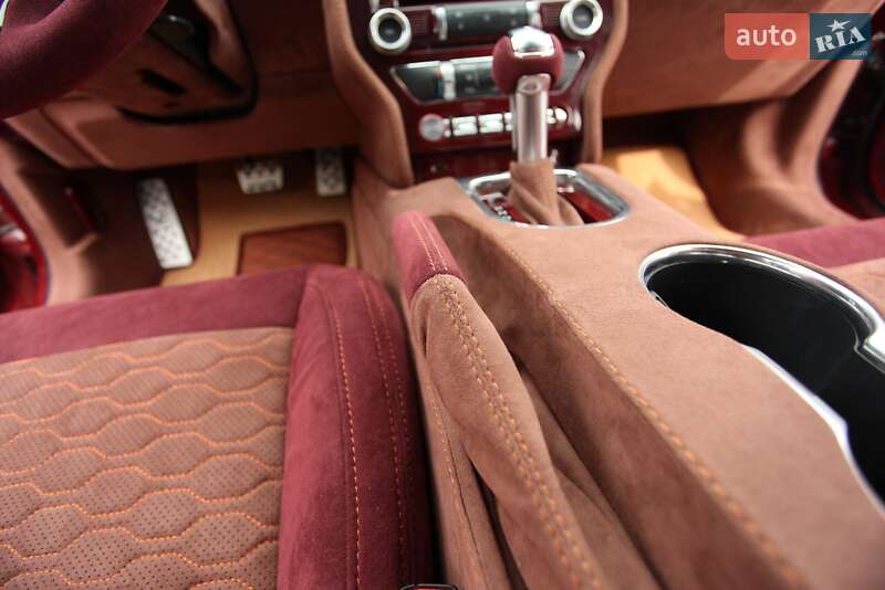 Купе Ford Mustang 2018 в Чернівцях