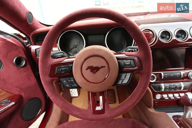 Купе Ford Mustang 2018 в Чернівцях