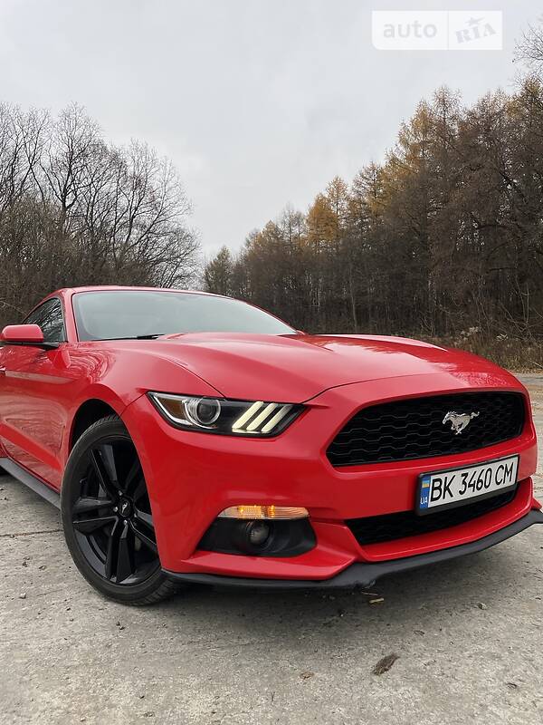Седан Ford Mustang 2015 в Киеве фото 4 Седан Ford Mustang 2015 в Киеве