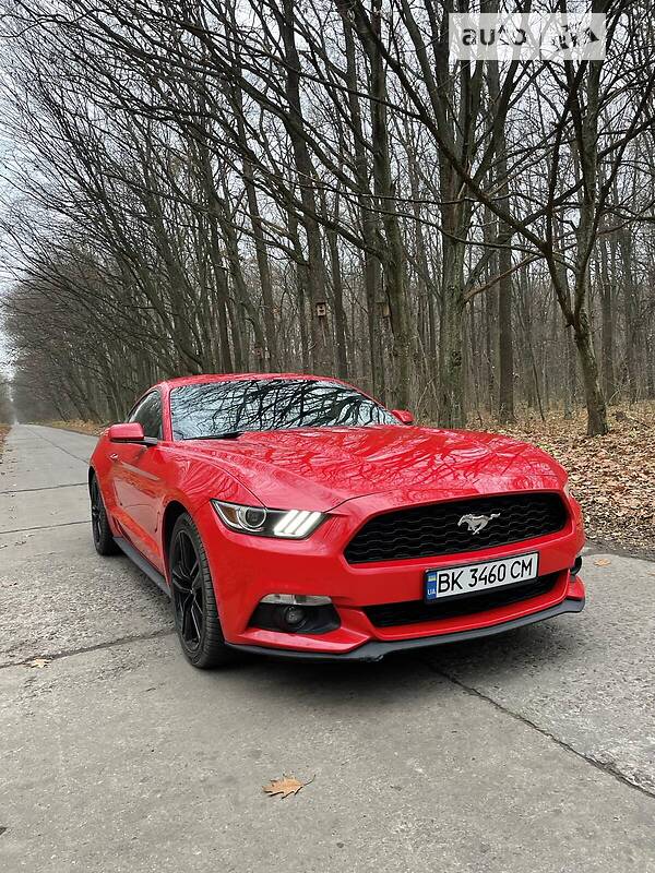 Седан Ford Mustang 2015 в Киеве фото 12 Седан Ford Mustang 2015 в Киеве
