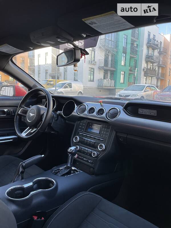Седан Ford Mustang 2015 в Киеве фото 25 Седан Ford Mustang 2015 в Киеве