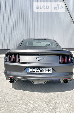 Купе Ford Mustang 2014 в Черновцах