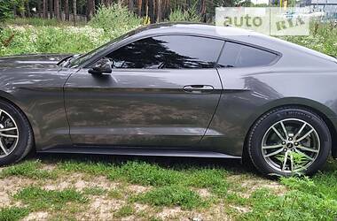 Купе Ford Mustang 2017 в Киеве