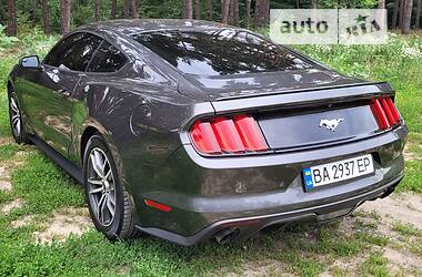 Купе Ford Mustang 2017 в Киеве