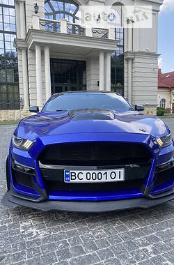 Купе Ford Mustang 2016 в Львові