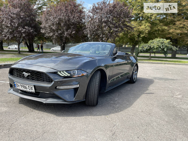 Кабріолет Ford Mustang 2019 в Львові